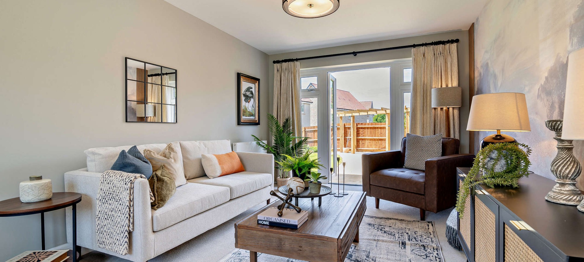 <h1>A collection of <br>homes surrounded <br>by countryside views</h1>