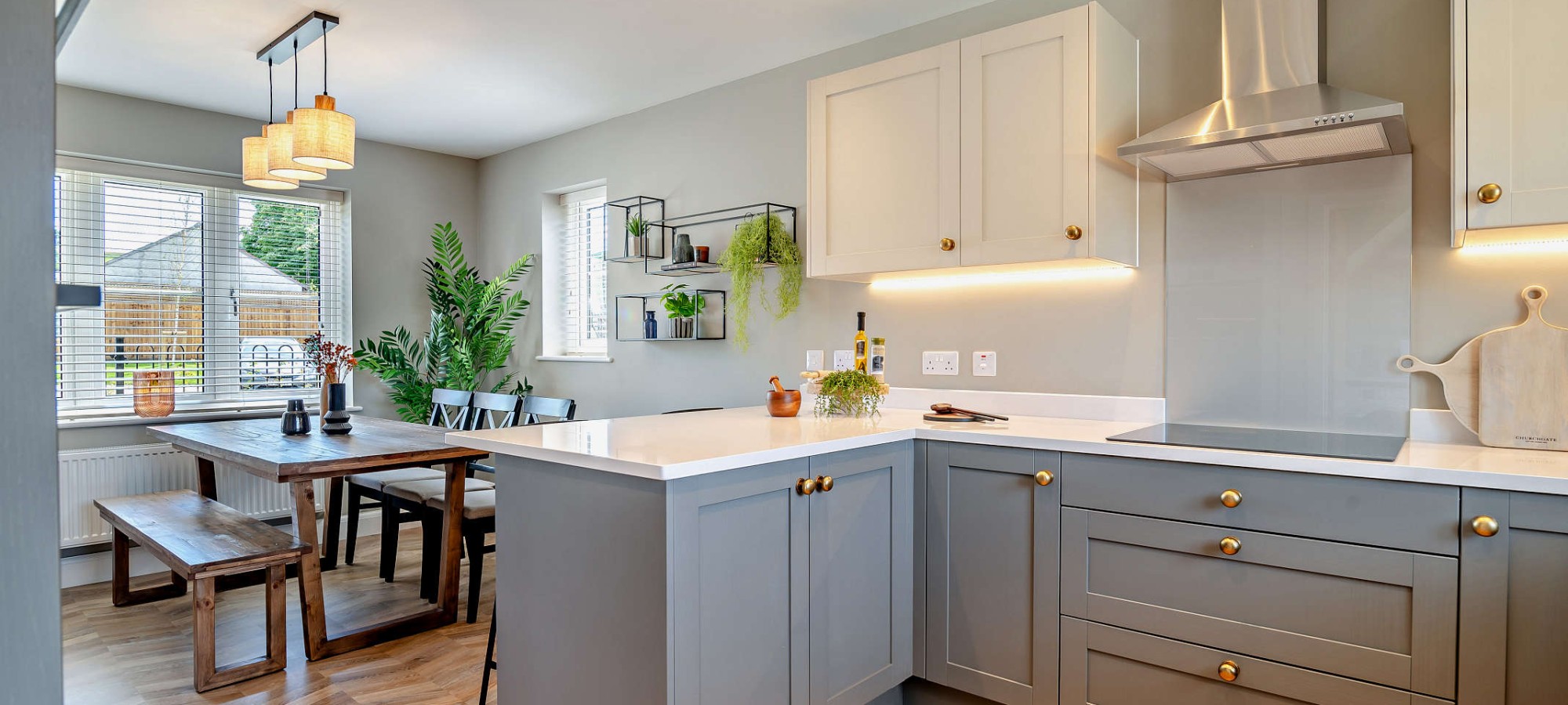 <h1>A collection of <br>homes surrounded <br>by countryside views</h1>